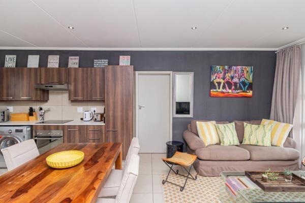 Epic Lux 8-12 Apartment Johannesburg Exterior foto