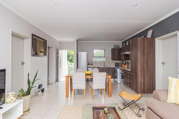 Epic Lux 8-12 Apartment Johannesburg Exterior foto